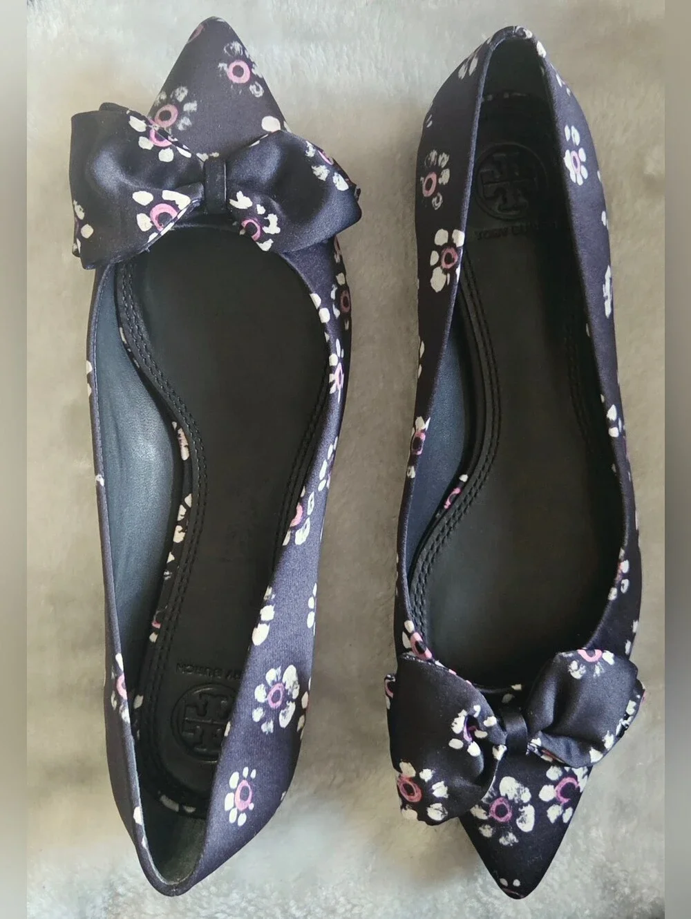 Tory Burch Navy Floral Bow Pointed Flats